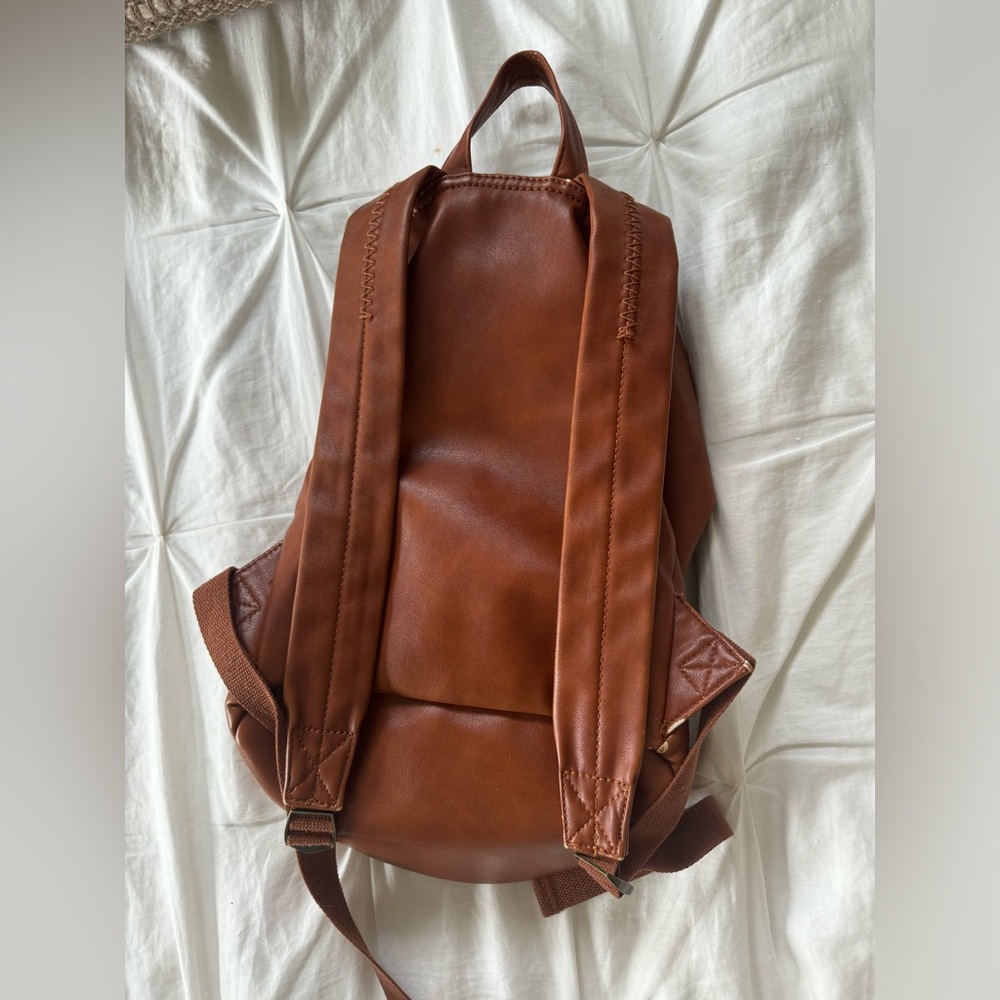 Universal Thread Backpack In Camel Brown. - image 2